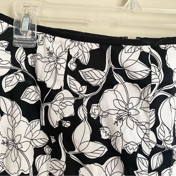 Dress Barn Skirt Black White Floral 8 - Picture 4 of 9
